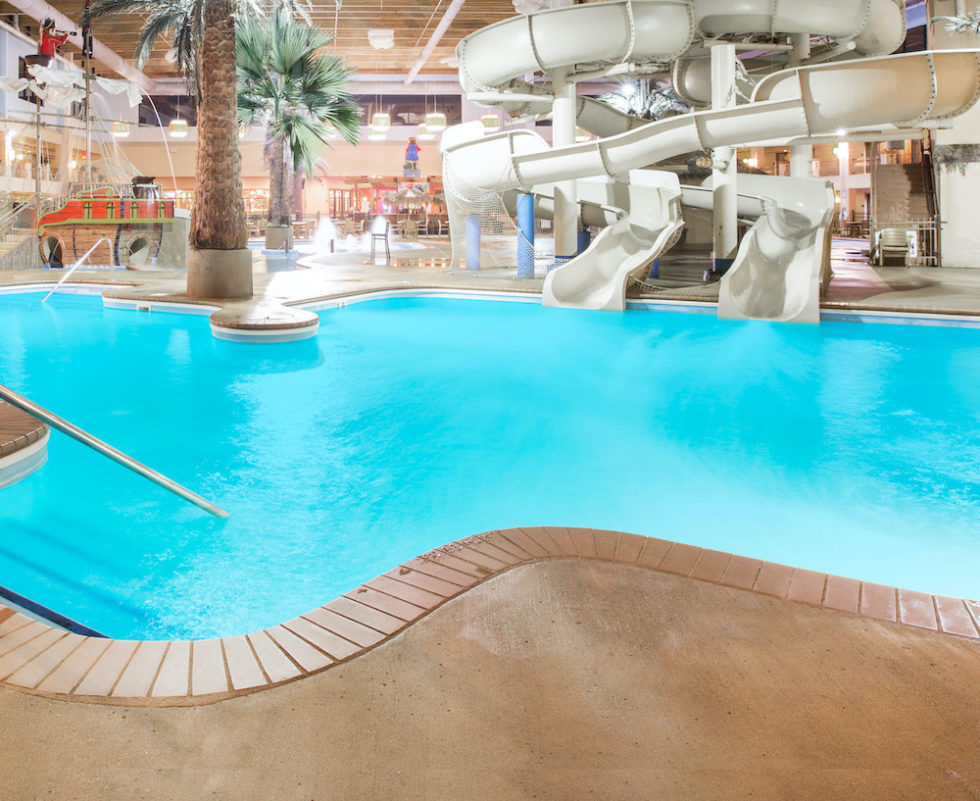 Des Moines Indoor Water Park Ramada Tropics Resort Family Vacation